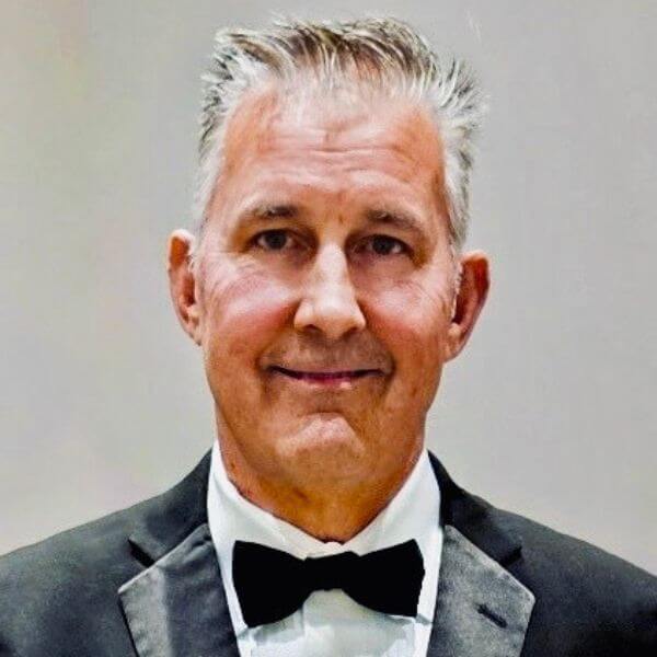 Bruce Mackinnon