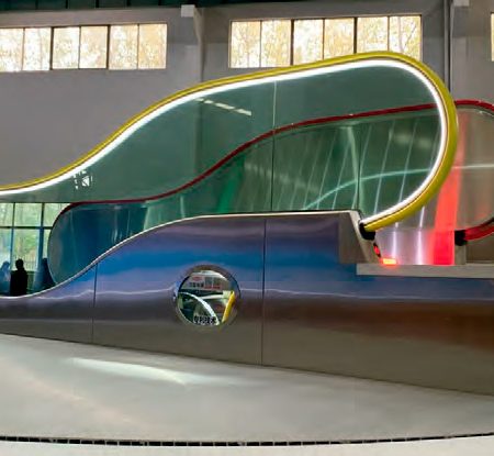 Worlds-Shortest-Escalator-A-Tiny-Star-on-the-Expo-Floor
