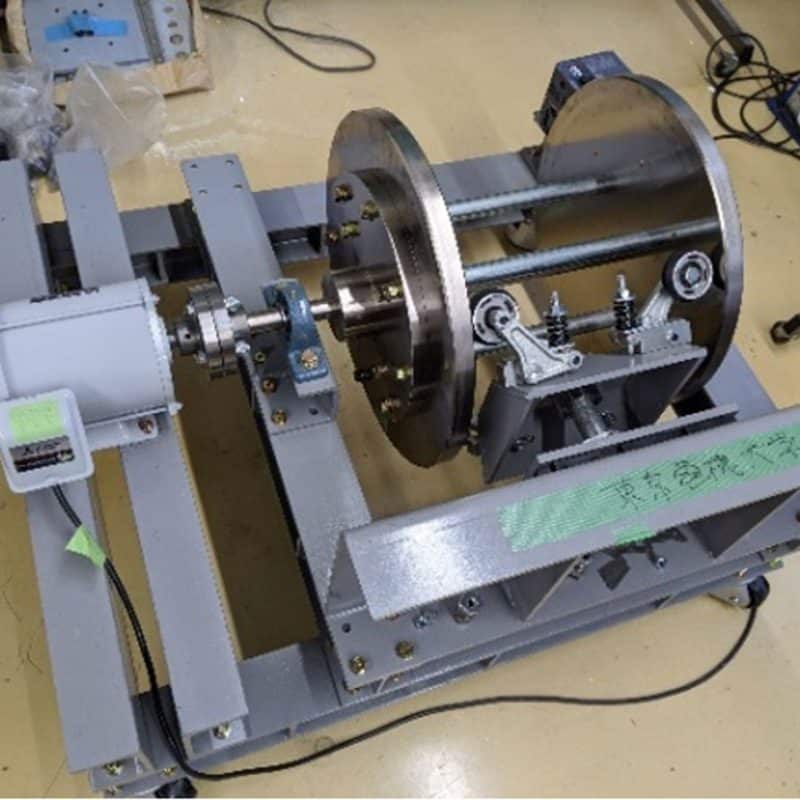 Study on a Vibration Reduction System for Lift Roller Guides