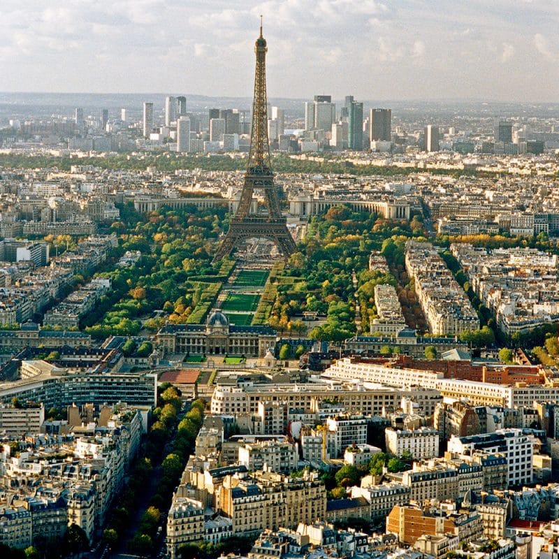 Eiffel-Elevators-Part-of-US$320-Million-Overhaul