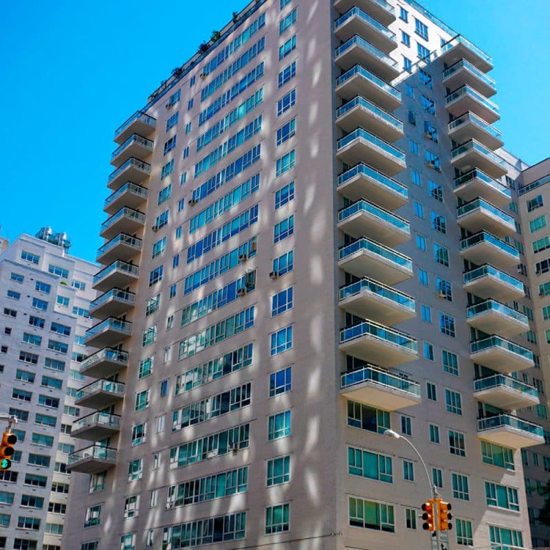 Manhattan-House