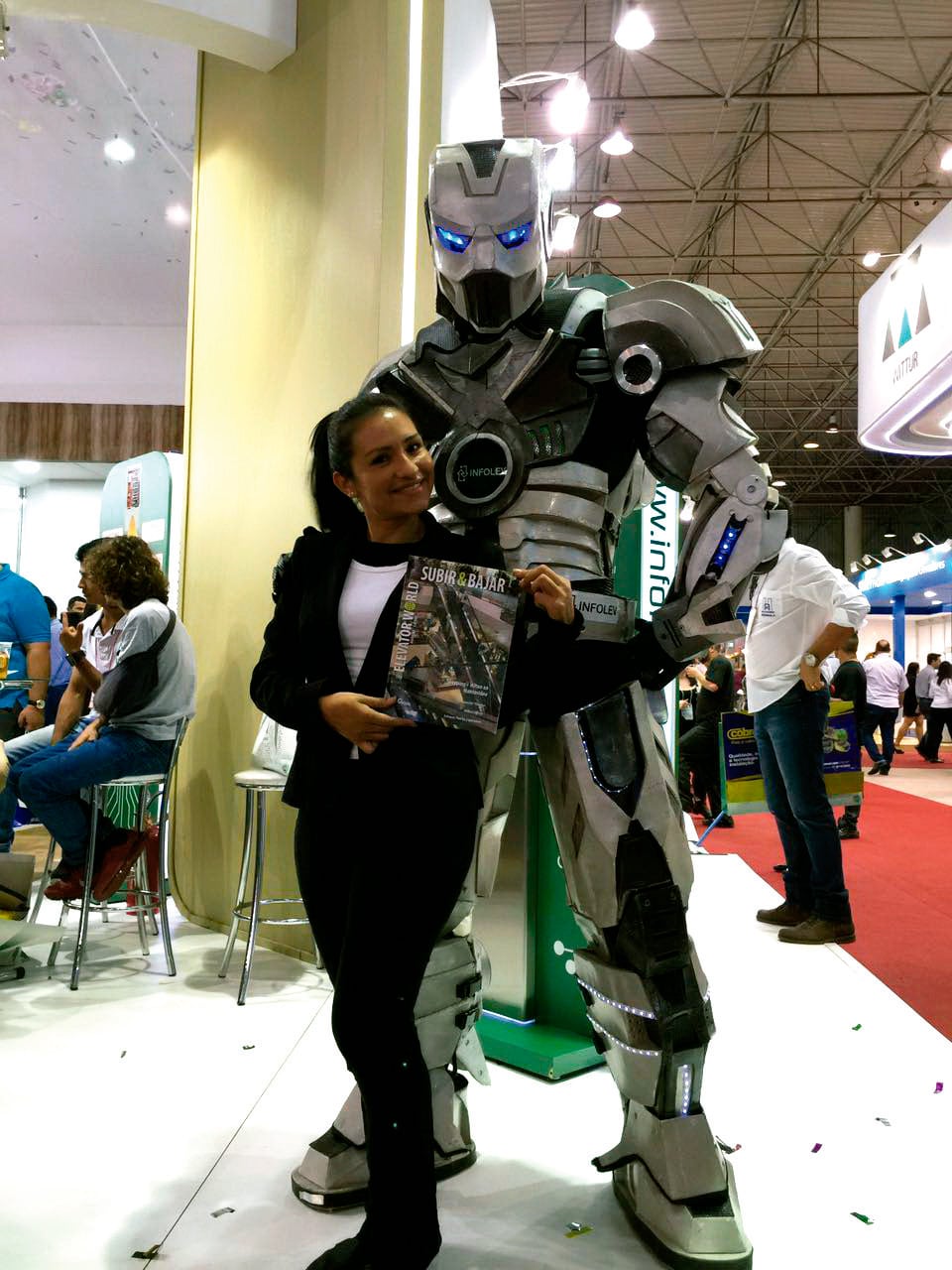 Muito-Obrigado-Senhor-Roboto