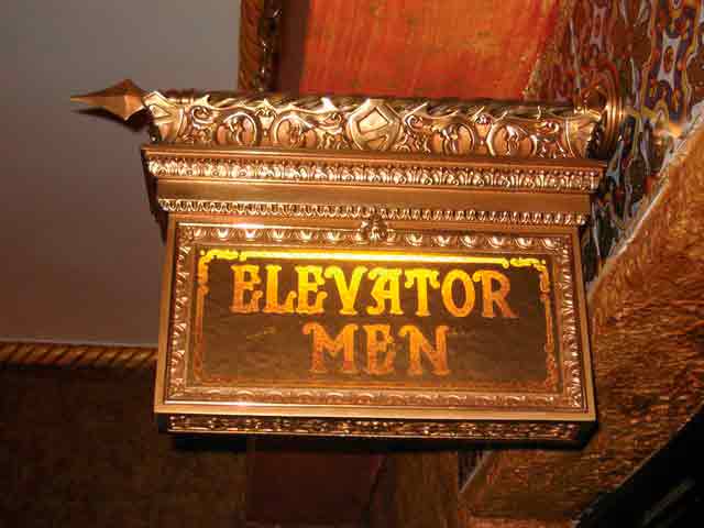 Elevator-Men