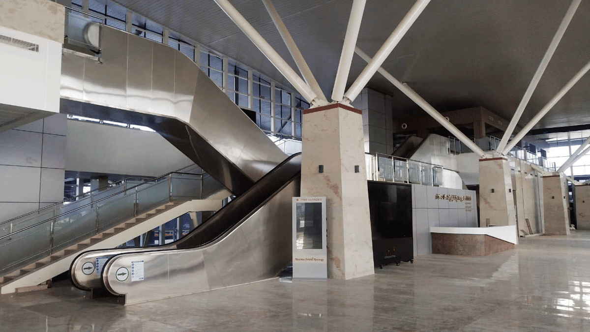 Well-Connected JLPL installed four heavy-duty escalators for this project.