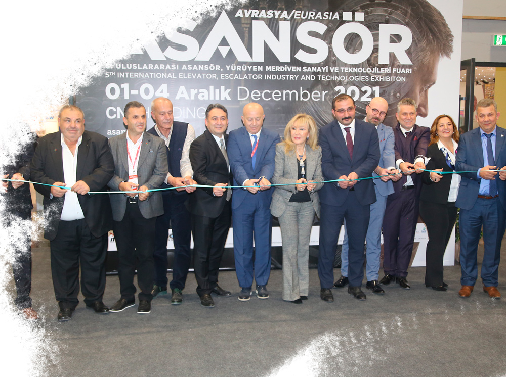 Eurasia-Elevator-Exhibition-is-Flooded-by-Visitors
