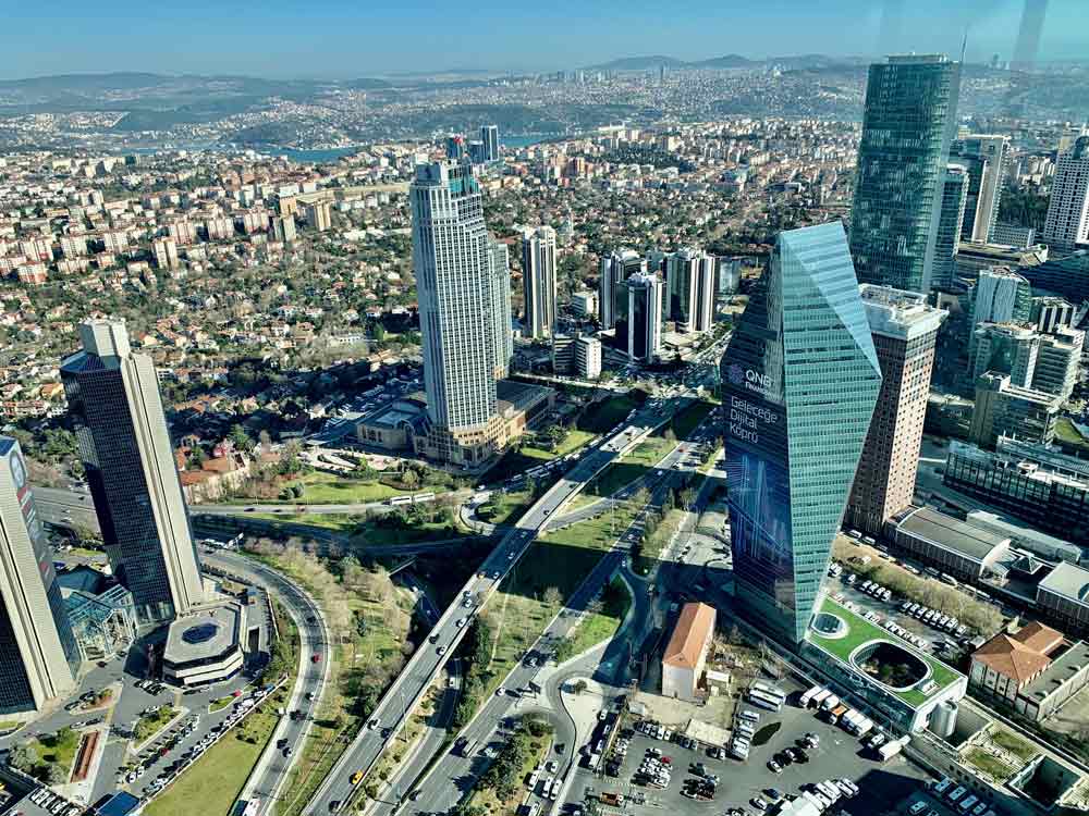 Elevators-in-Istanbul-Through-the-Eyes-of-an-Architect