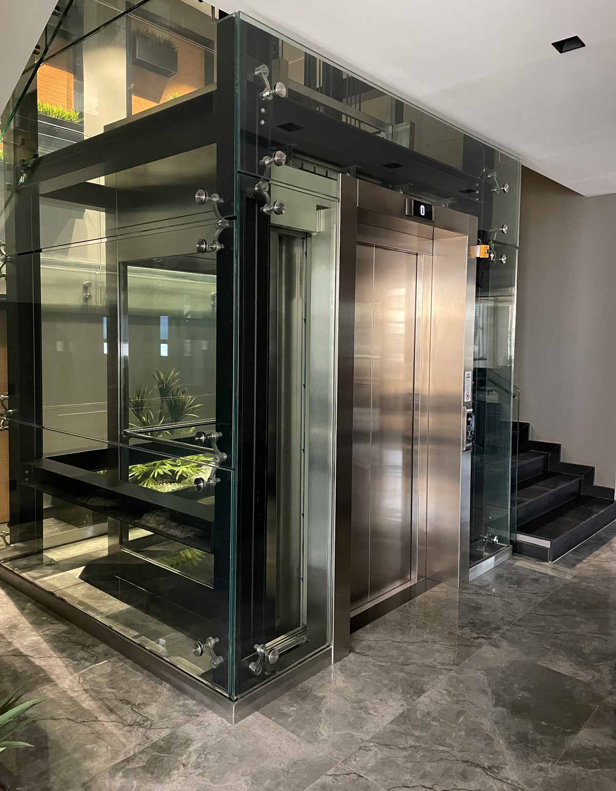 Sayal Vinç Prefers a Panoramic Hydraulic Lift