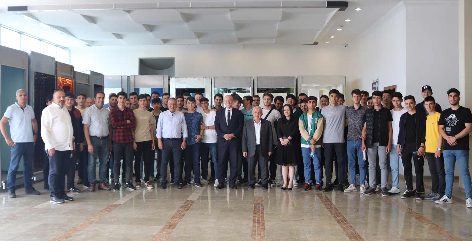 Academy Students Visit Merih Asansör