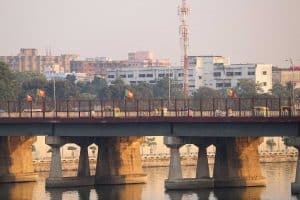 7 Construction Workers Dead in India Elevator Collapse