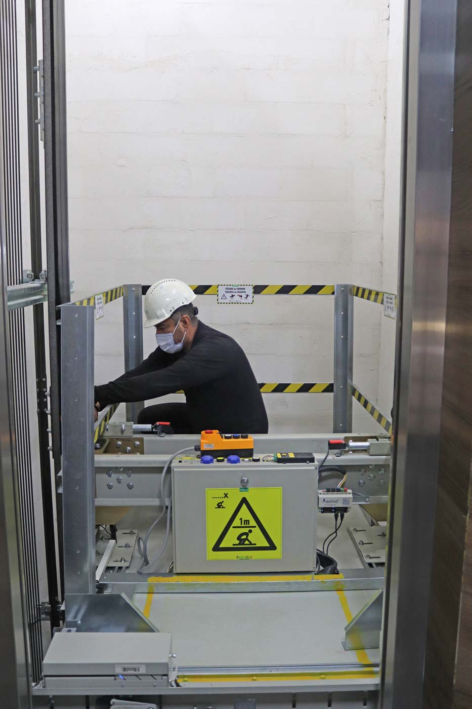 Maintenance, Repair and Modernization - Do Lifts Fall?