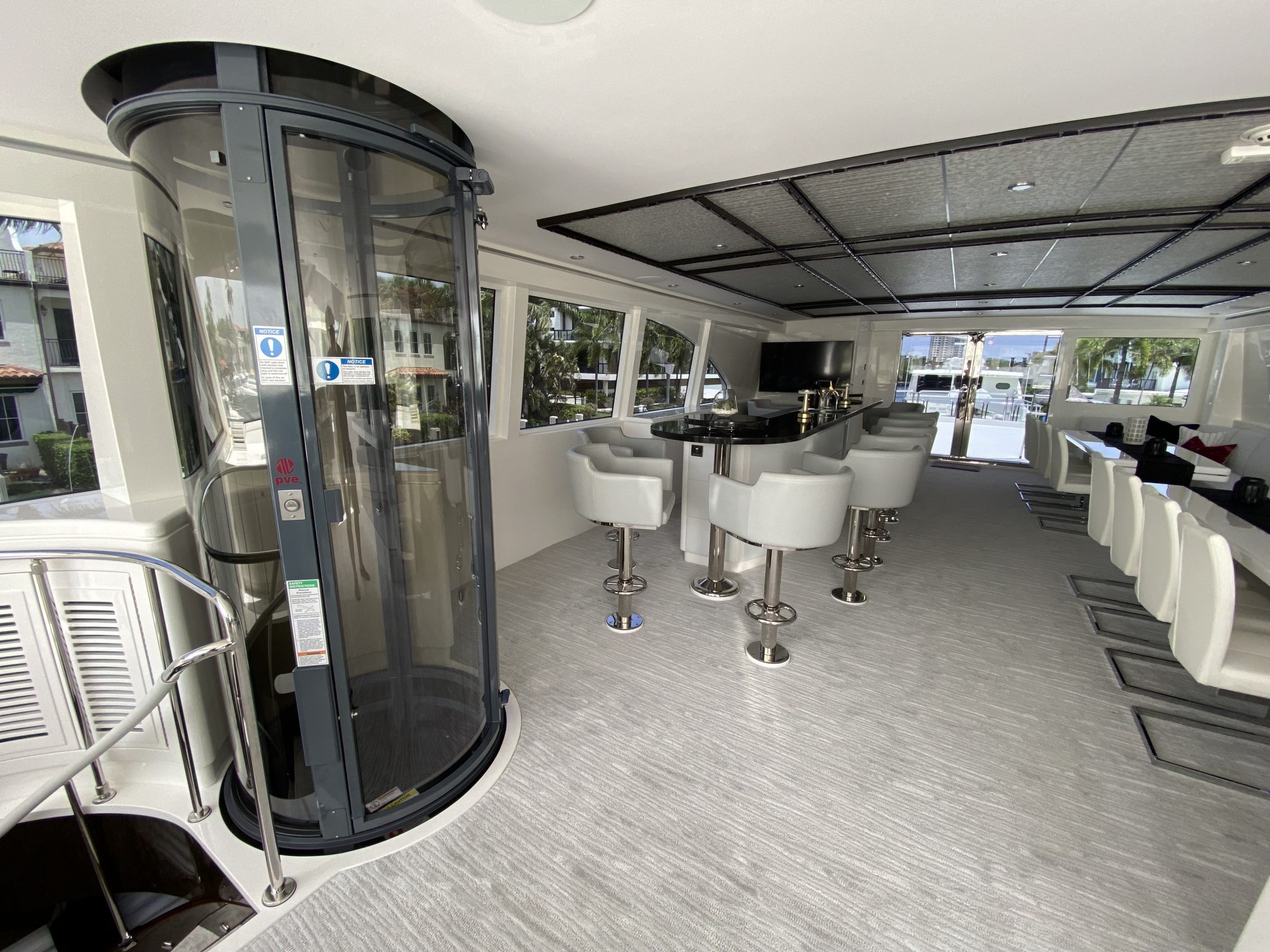 19. Pneumatic Vacuum Elevators