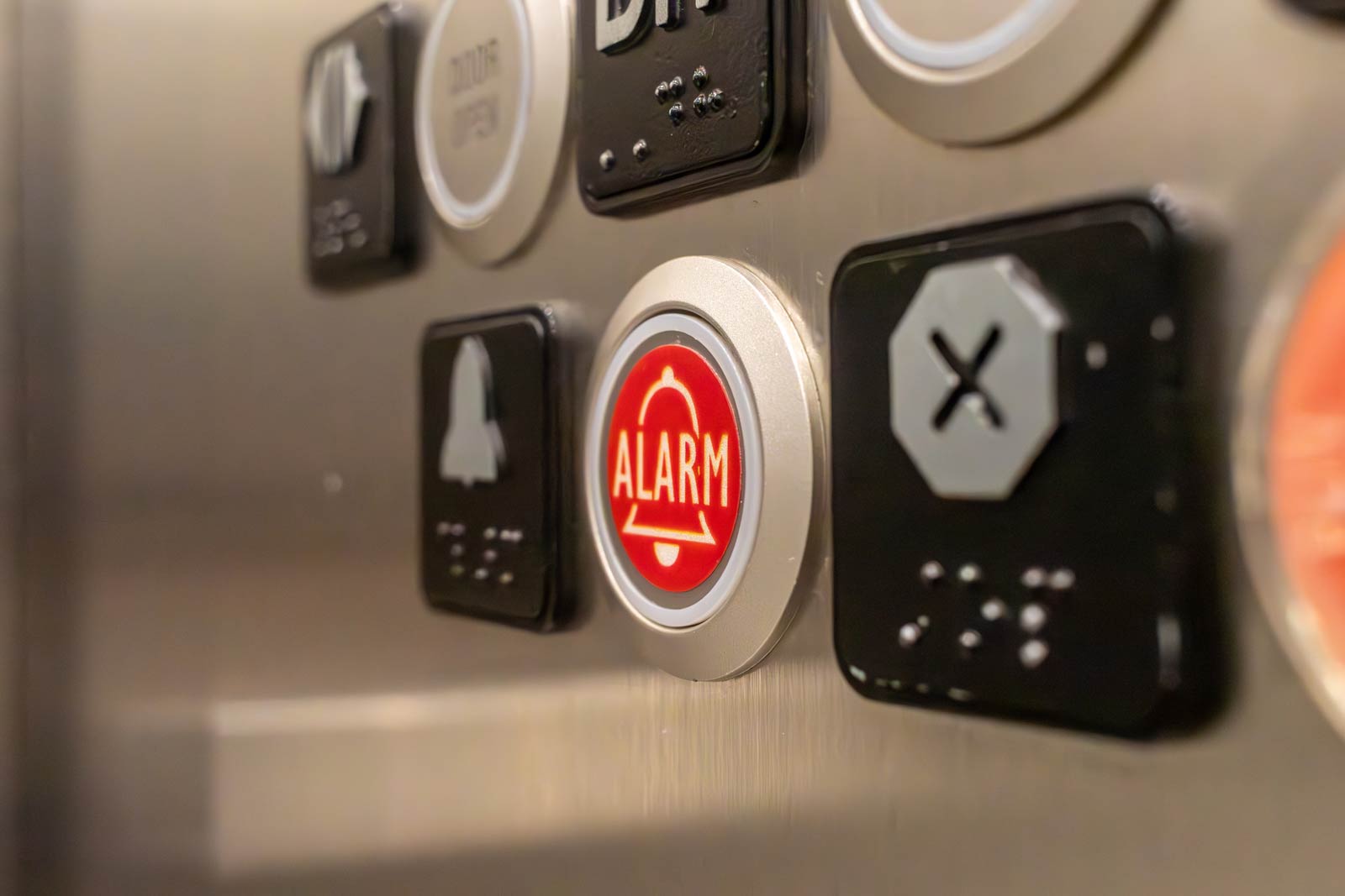 Emergency Communication for All Emergency Communication for All