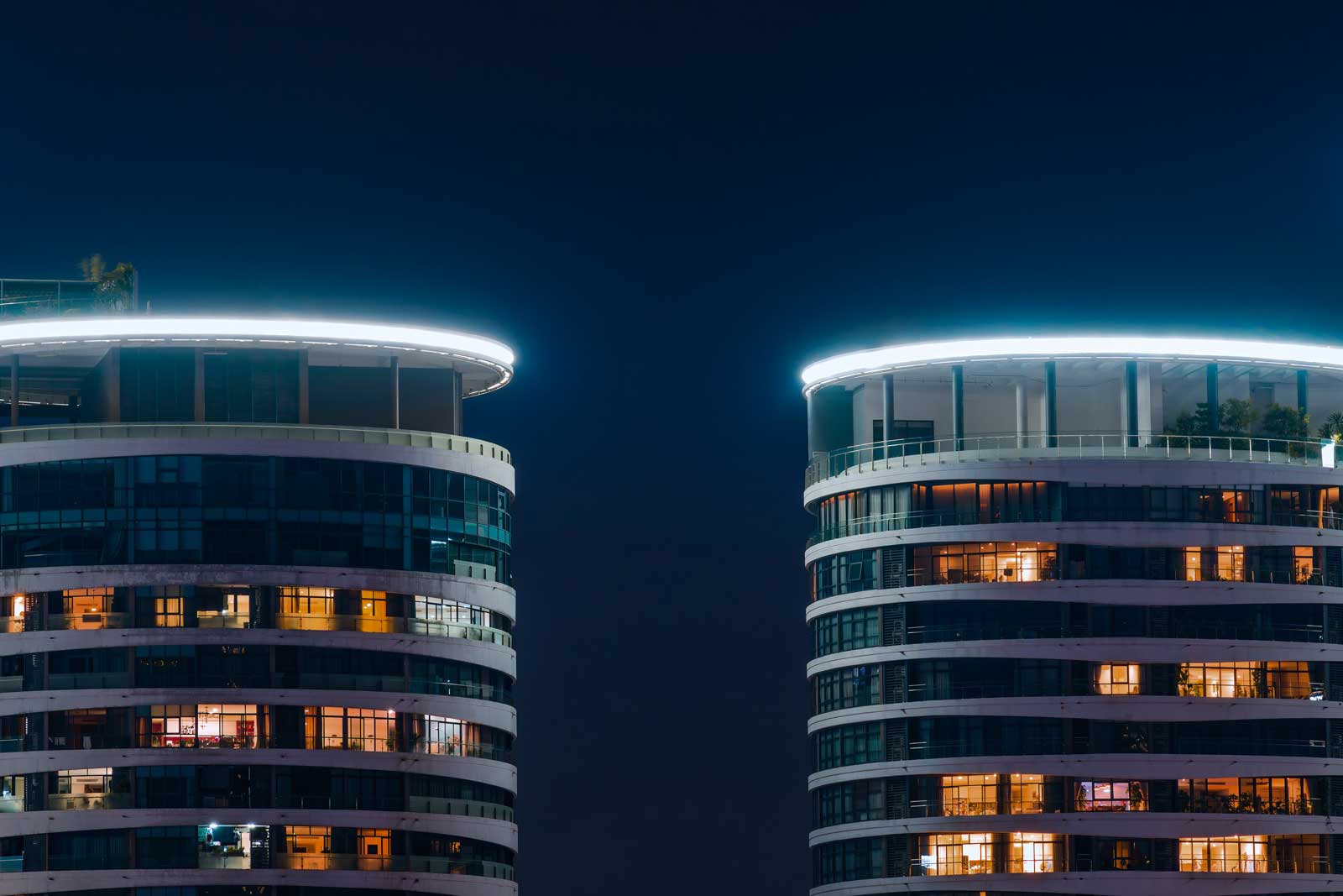Energy-Efficient Models for Modern High Rises Energy-Efficient Models for Modern High Rises