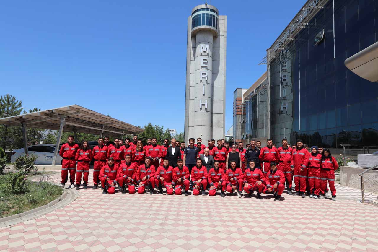 Three Hundred New Firefighters Receive Elevator Rescue Training in Ankara