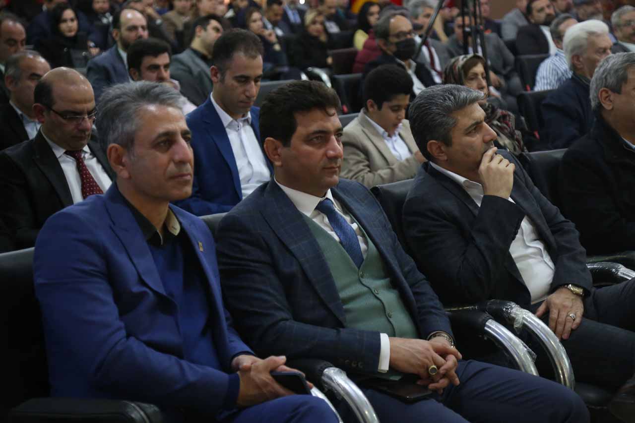 Unidad industrial y universitaria en Irán - 1