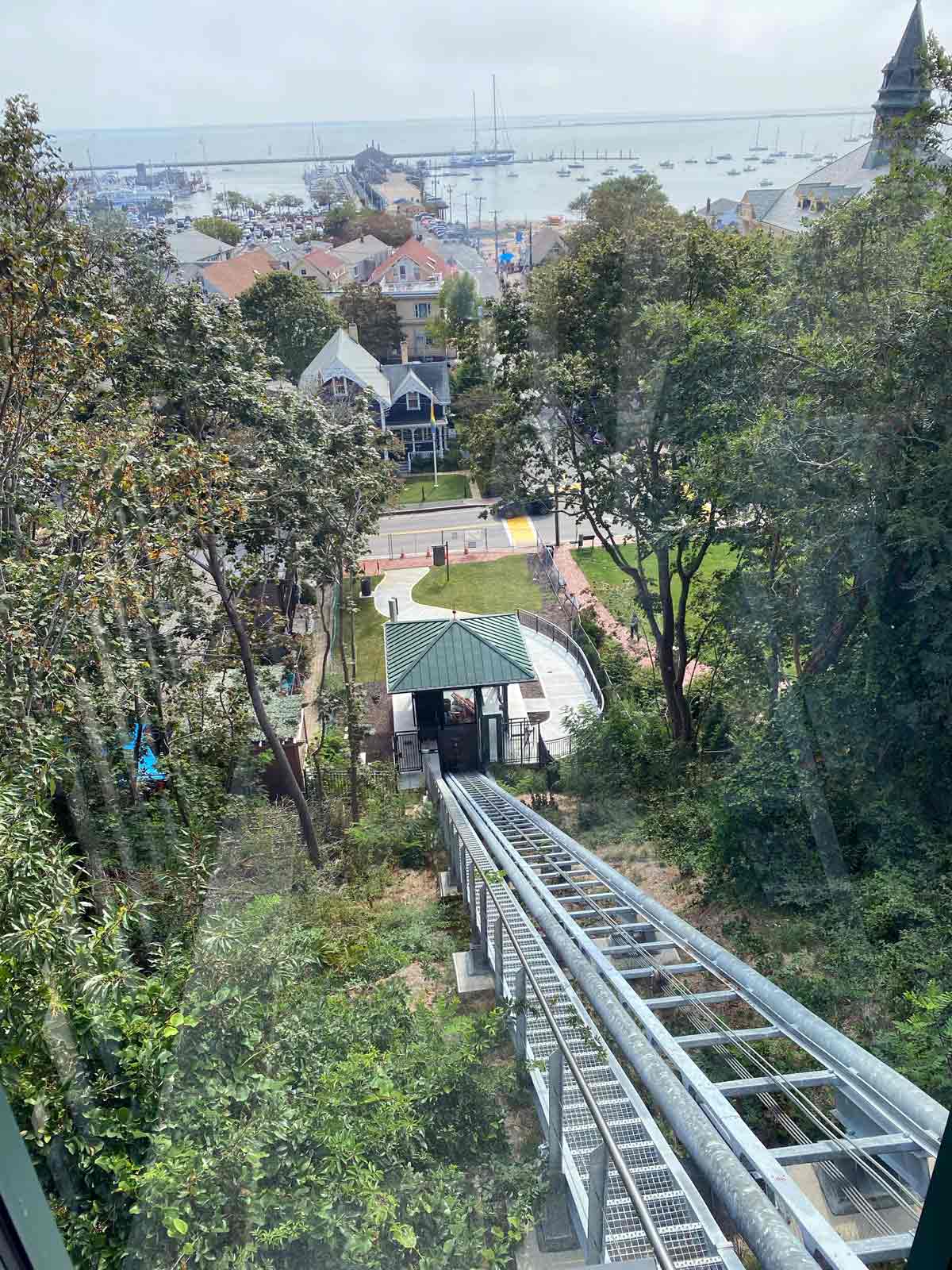 Ascensor inclinado