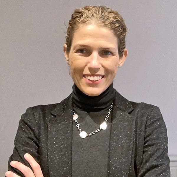 Paula Casare