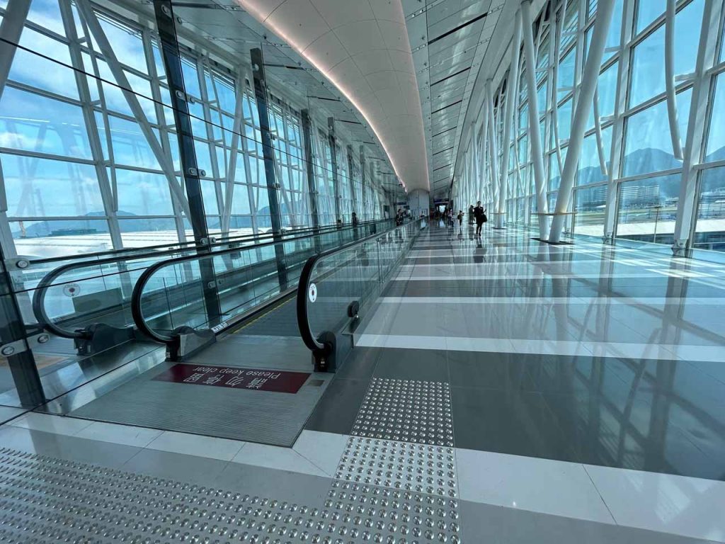 Sky Bridge, Hong Kong Uluslararası Havaalanı