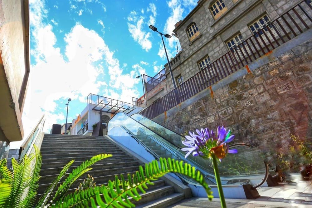 Ambato-1'ün Merdivenleri