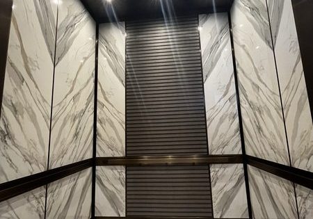 Grand Hyatt Buckhead passenger back wall