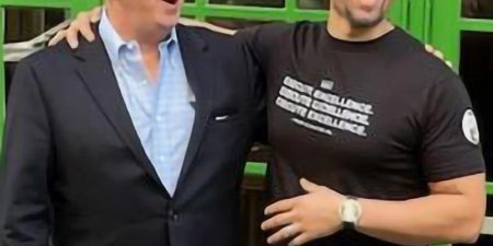 10 أسئلة (بالإضافة إلى مكافأة) مع "Your Elevator Pal" Ed Rivera