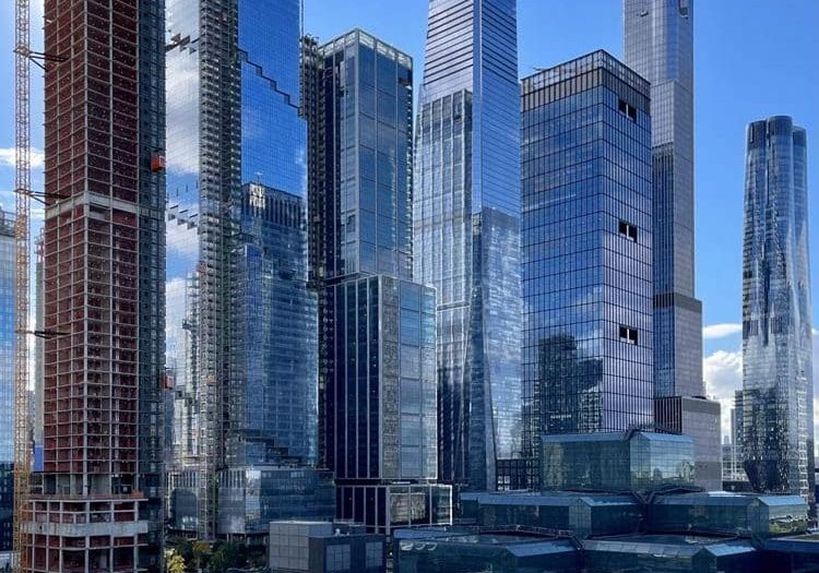 51-Story Hotel With Schindler Vt System Tops Out In Hudson Yards