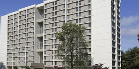 Apartment Elevator Being Serviced In Tennessee Falls 11 Floors