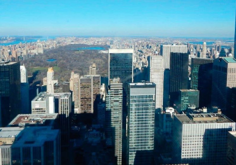 Business-is-Booming-in-the-Big-Apple