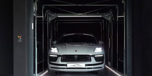 Car Lift by Italy’s IdealPark Installed for Luxury Dealer