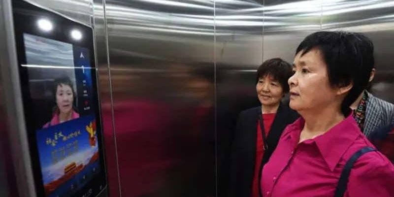 Chinese Residential Complex Unveils Pay-Per-Ride Elevators