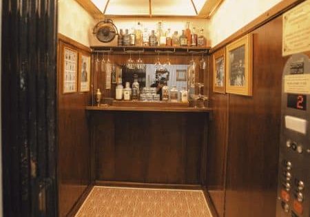 The elevator bar