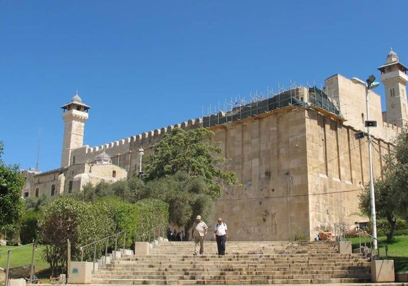 Construction Begins on Elevator for Tomb of the Patriarchs