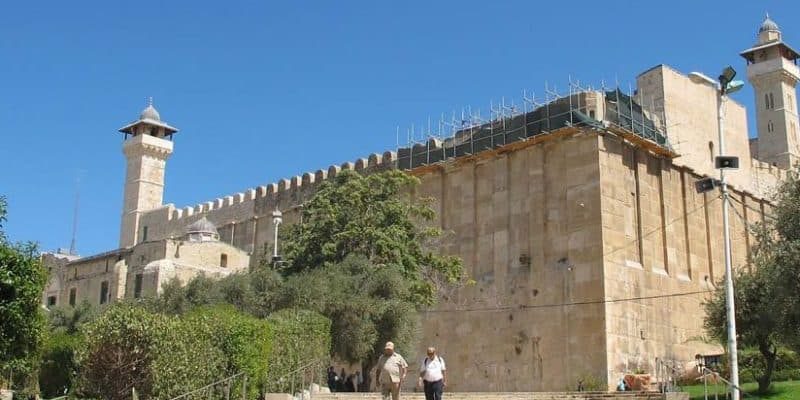 Construction Begins on Elevator for Tomb of the Patriarchs