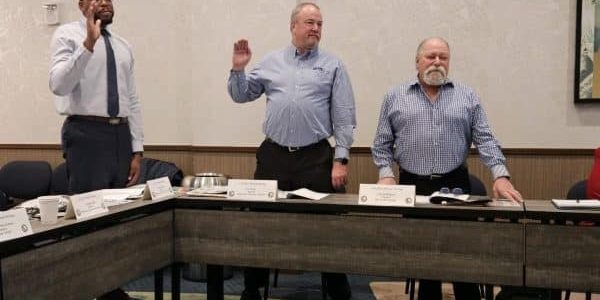 (l-r) New EESF board members Bobby Gibson, Patrick Tobin and Joel Frohlinger are sworn in.