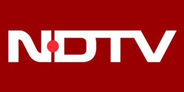 ELEVATOR CRUSHES PLUMBER IN NEW DELHI, INDIA, RESIDENTIAL AREA
