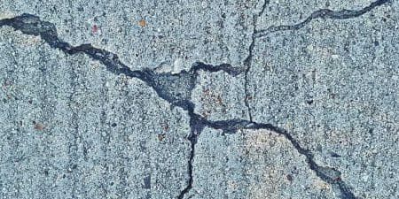 Il terremoto causa problemi agli ascensori in condomini in Giappone