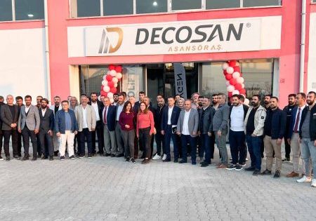 Earthquake Lifts Symposium from Decosan