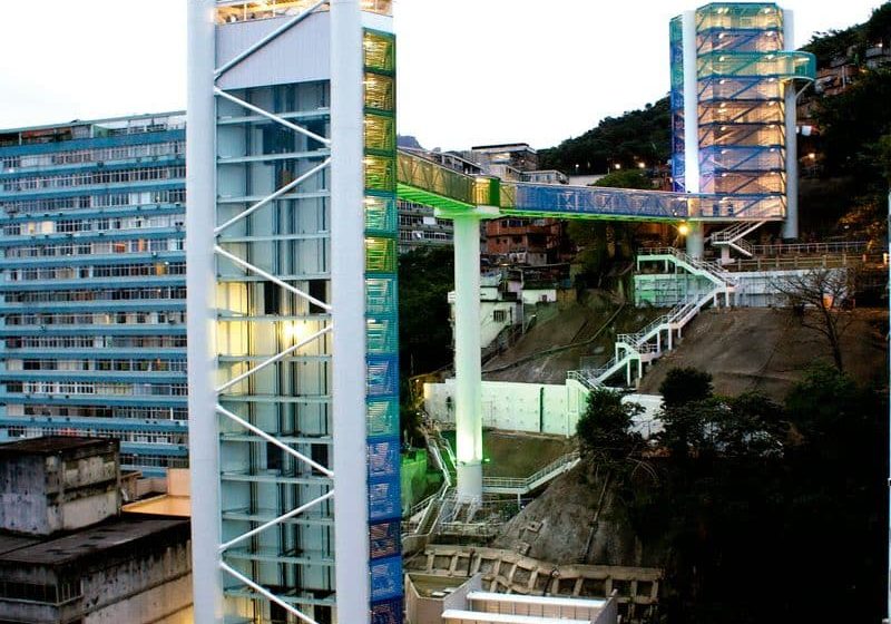 Elevators-For-a-Social-Project-in-Rio-De-Janeiro