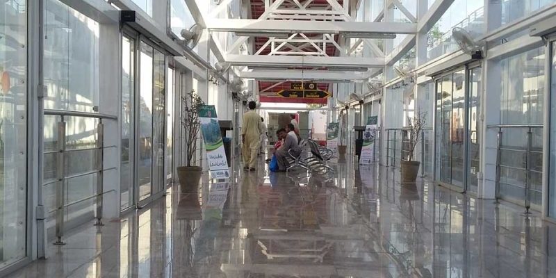 Faulty Escalators at Pakistani Metro Bus Stations Will Soon Be Functional Faulty Escalators at Pakistani Metro Bus Stations Will Soon Be Functional