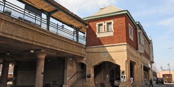 Brick Church Station, which opened in 1921; photo by Jerrye & Roy Klotz, M.D., for Wikipedia