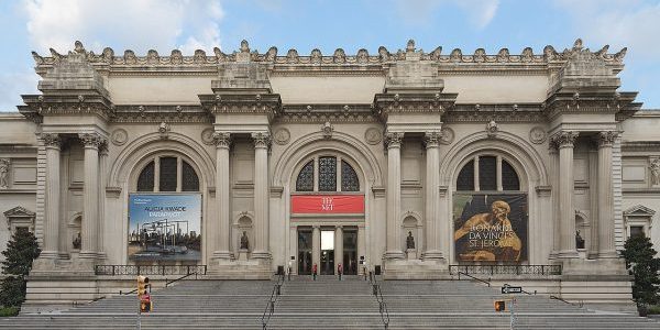 HydraSafe surveyed 17 elevators at the Metropolitan Museum of Art with partner Claddagh, which will be providing a control system for single-plunger code compliance; photo by Hugo Schneider for Wikipedia.