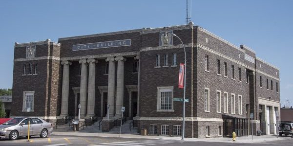 Idaho Falls City Hall; photo by Gillfoto for Wikipedia