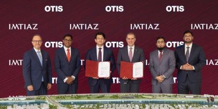 IMTIAZ DEVELOPMENTS TAPS OTIS FOR 41 DUBAI AREA PROJECTS Imtiaz and Otis leaders celebrate the partnership; image courtesy of Imtiaz Developments.