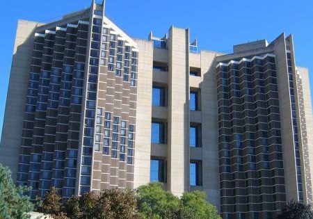 Illinois State University Residence to Renovate Elevators