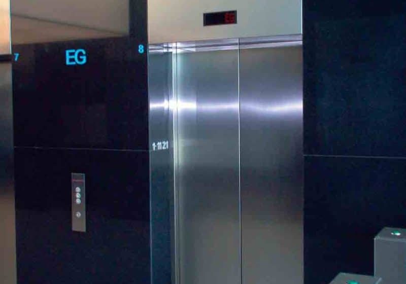 Keep-Your-Elevators-Running-with-Door-Operation-Upgrades