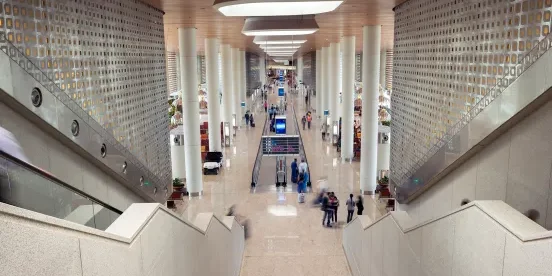 LACK OF ADEQUATE VT SPARKS CONCERN IN MUMBAI, INDIA Inside the Chhatrapati Shivaji Maharaj International Airport; photo by Robert Polidori for SOM