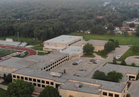 Morris Community High School; image courtesy of morrishs.org