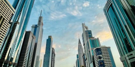 Dubai; photo by GizmoPhotography for Pixabay