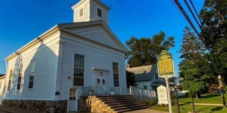 Linden Presbyterian Church in Fenton, Michigan,