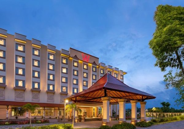 Luxury Lodging Goes Green
